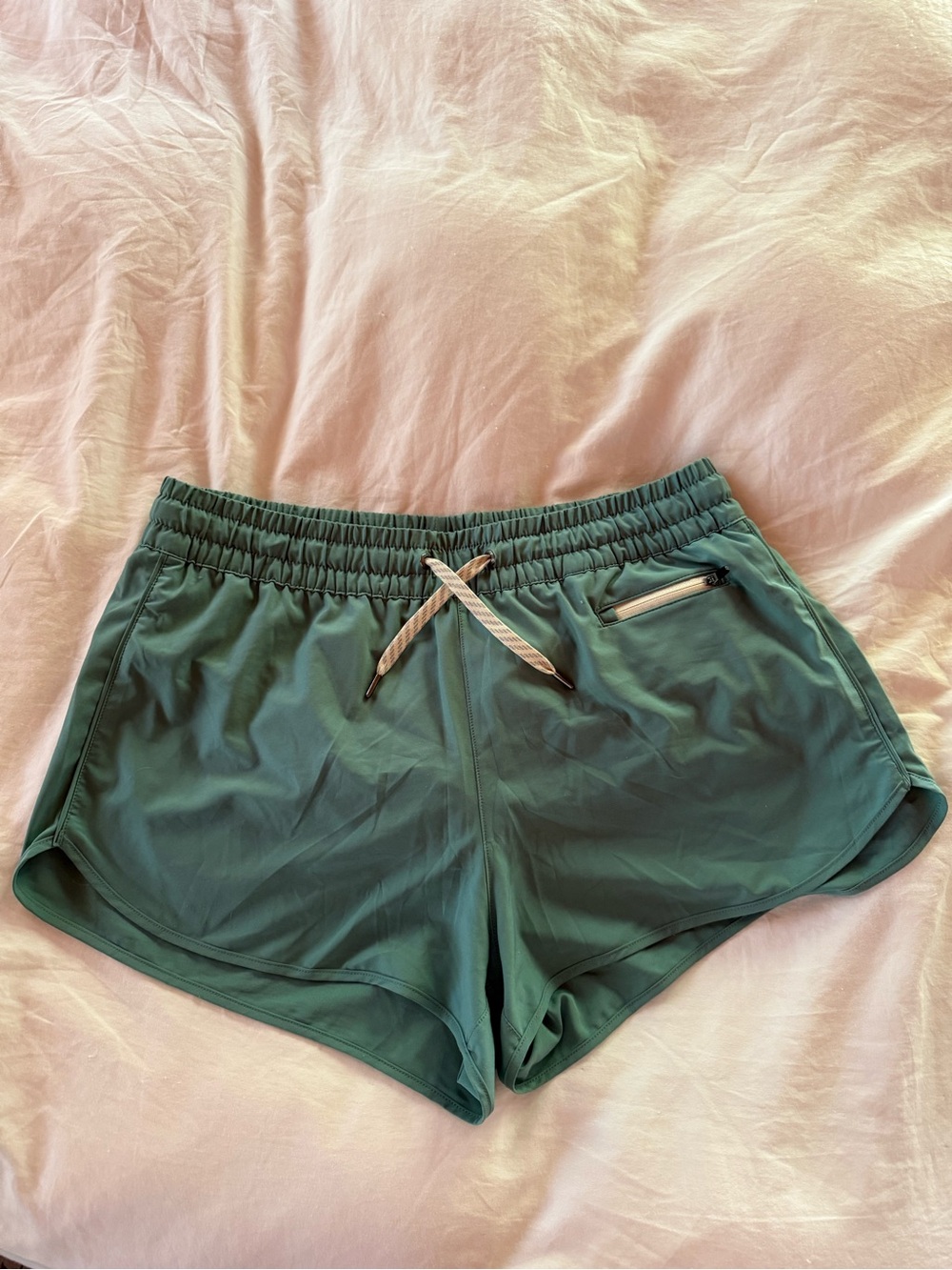 Vuori Deep Teal Clementine 2.0 shorts